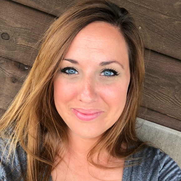 ✨✨ meet your posher!✨✨ - Picture 1 of 1